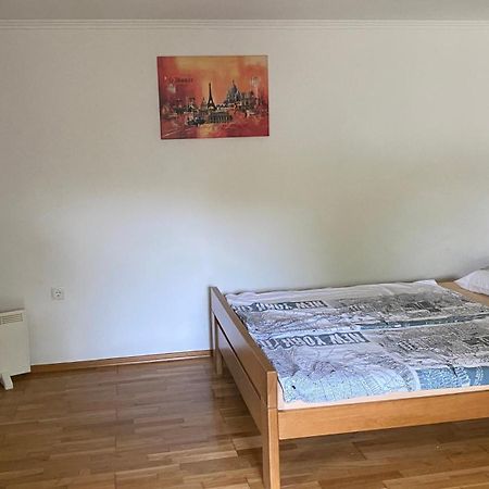 Semper Liberi Apartment มาริบอร์ ภายนอก รูปภาพ